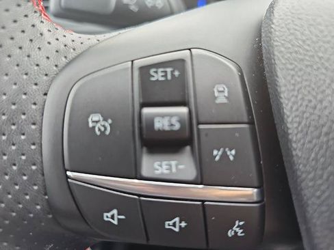 Certified 2024 Ford Escape ST-Line w/ Tech Pack #1 FWD image 17