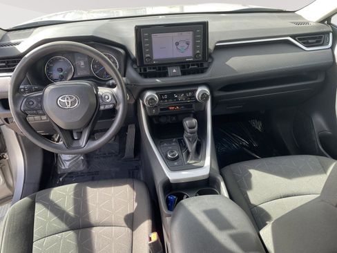 Used 2021 Toyota RAV4 XLE w/ Convenience Package image 20