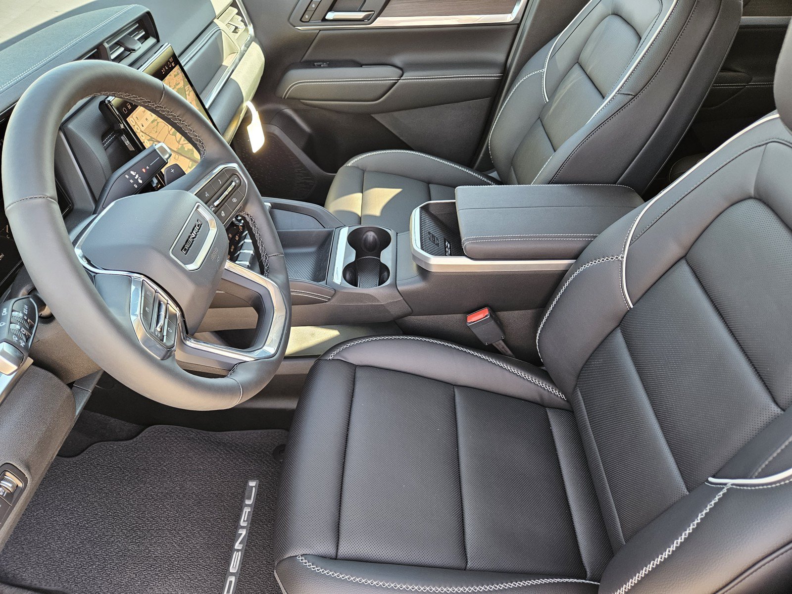 New 2027 GMC Terrain Denali AWD/4WD image 9
