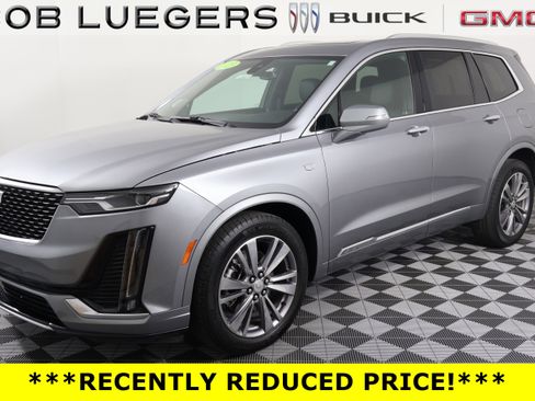 Certified 2025 Cadillac XT6 Premium Luxury FWD image 4