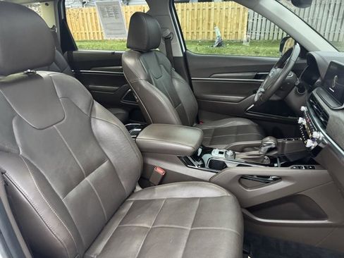 Used 2022 Kia Telluride SX w/ Towing Package image 32