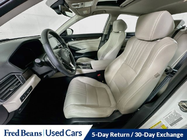 Used 2018 Honda Accord Touring image 27