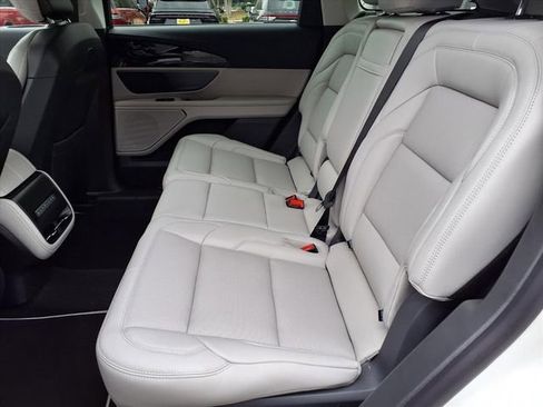 New 2026 Lincoln Nautilus Premier image 9