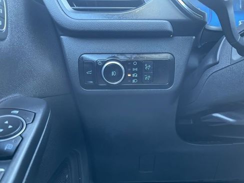 Used 2023 Ford Escape Platinum image 19