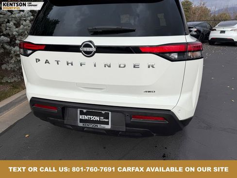 Used 2025 Nissan Pathfinder SV image 40