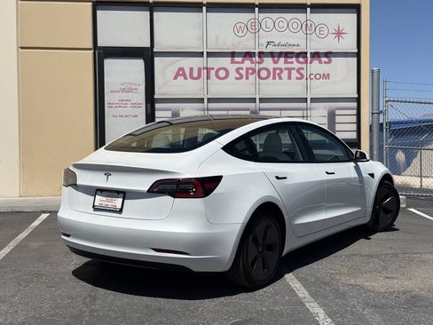 Used 2023 Tesla Model 3 Standard Range RWD image 7