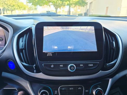 Used 2019 Chevrolet Volt LT image 19