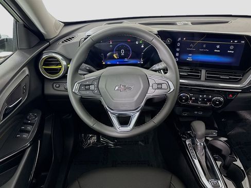 New 2026 Chevrolet Trax ACTIV w/ Sunroof Package image 22
