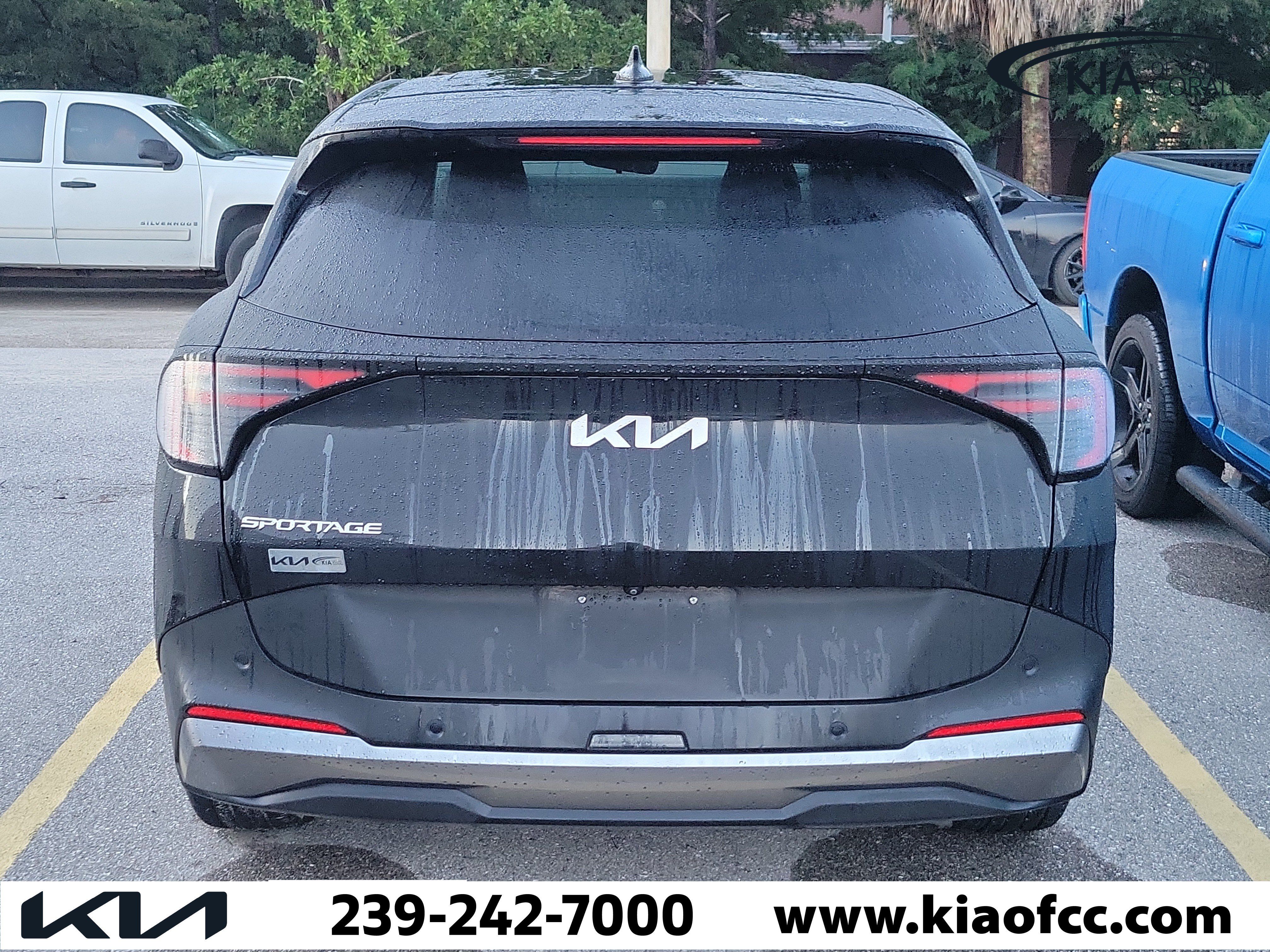 Certified 2026 Kia Sportage EX FWD image 6