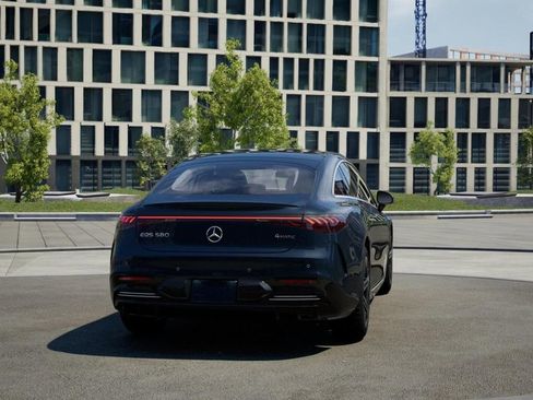 Used 2023 Mercedes-Benz EQS 580 4MATIC Sedan image 24