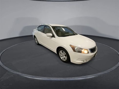 Used 2009 Honda Accord LX-P image 2