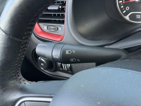 Used 2020 Jeep Renegade Trailhawk w/ Cold Weather Group image 26