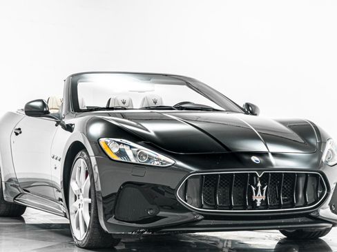 Used 2019 Maserati GranTurismo Sport RWD image 3
