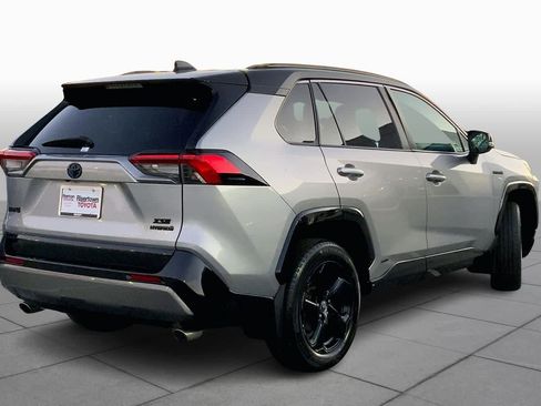 Used 2019 Toyota RAV4 XSE image 12