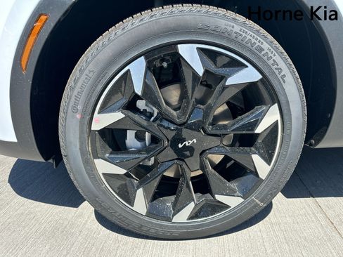 New 2026 Kia Sorento EX AWD/4WD image 8
