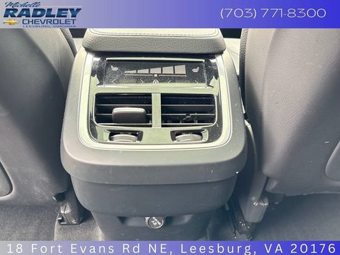 Used 2019 Volvo XC90 T6 Momentum AWD/4WD image 25