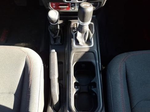 Certified 2024 Jeep Wrangler Unlimited Rubicon image 21