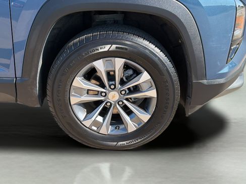 Used 2025 Chevrolet Equinox LT w/ Convenience Package II FWD image 29