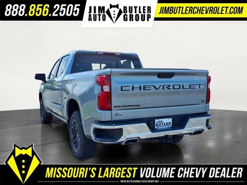 Used 2024 Chevrolet Silverado 1500 LT AWD/4WD image 2