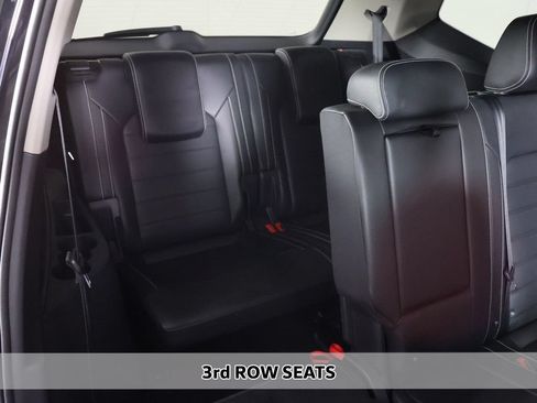 Used 2023 Volkswagen Atlas SEL Premium R-Line AWD/4WD image 10