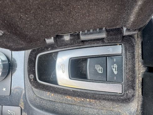 Used 2016 Mercedes-Benz E 400 Cabriolet image 27