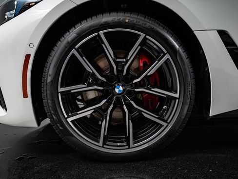 New 2026 BMW 430i xDrive w/ M Sport Package AWD/4WD image 13