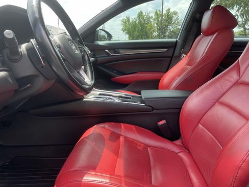 Used 2021 Honda Accord Sport image 14