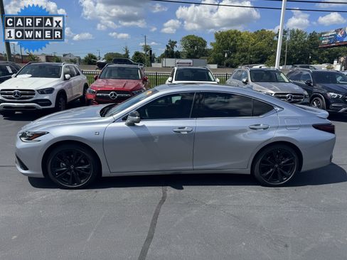 Used 2023 Lexus ES 300h F Sport FWD image 9