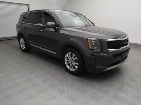 Used 2022 Kia Telluride LX AWD/4WD image 11