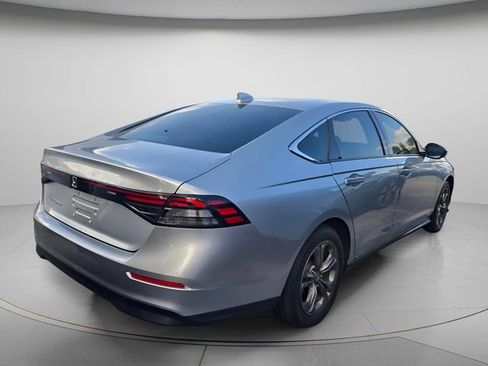 Used 2024 Honda Accord EX image 5