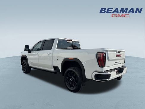 Used 2026 GMC Sierra 2500 AT4 w/ AT4 Premium Plus Package image 5