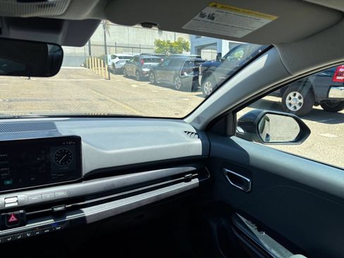 Used 2025 Kia K4 FWD image 34