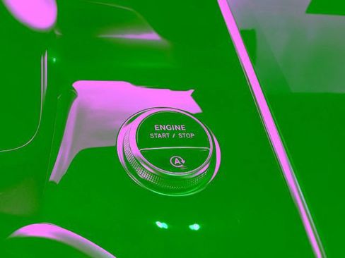 Certified 2026 Mercedes-Benz GLC 300 image 7