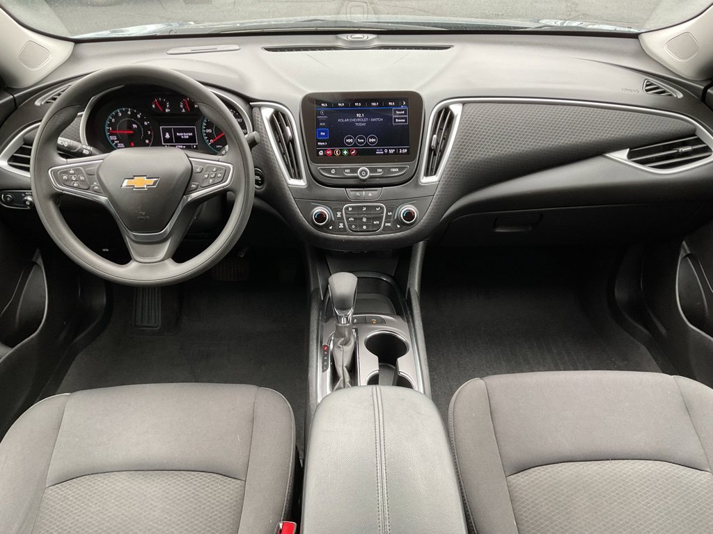 Used 2025 Chevrolet Malibu LT FWD image 16