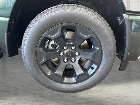 Used 2026 RAM 1500 Express AWD/4WD image 22