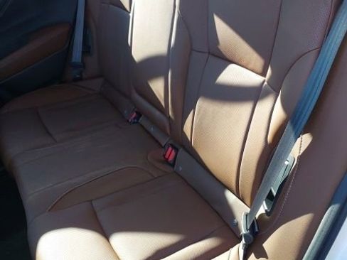 Used 2023 Subaru Outback Touring XT AWD/4WD image 5
