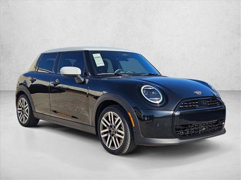 New 2026 MINI Cooper 4-Door Hardtop FWD image 6