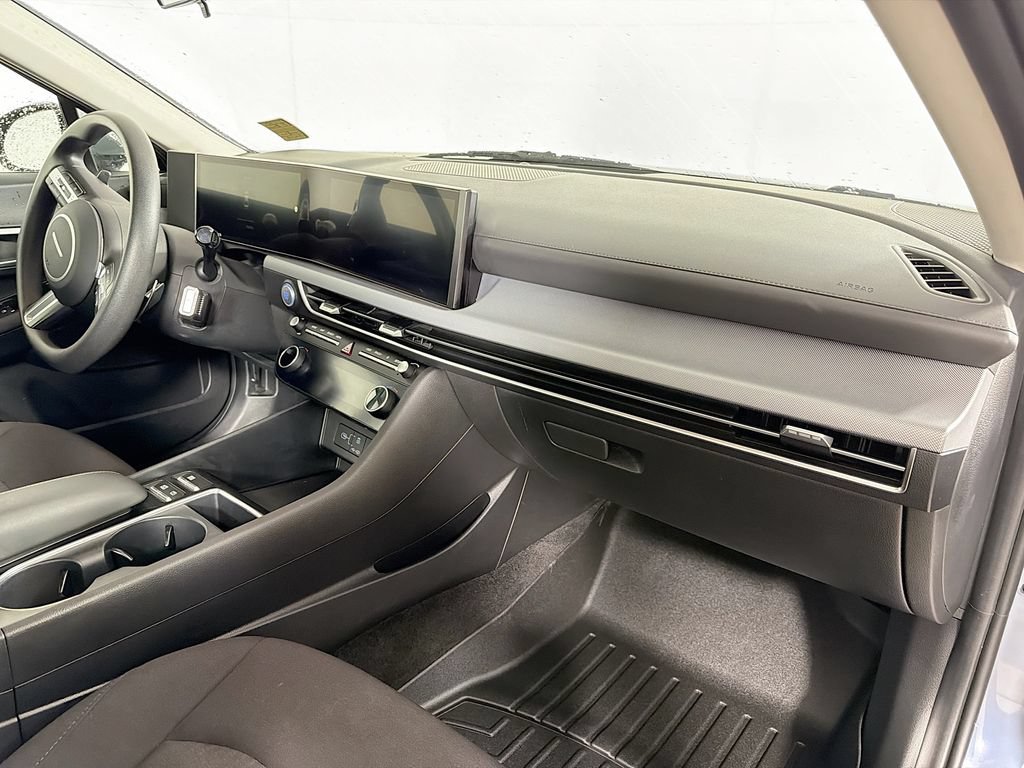 Used 2025 Hyundai Sonata SEL FWD image 24
