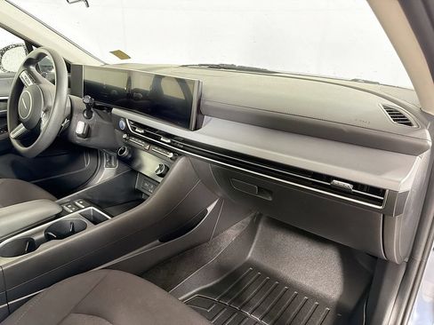 Used 2025 Hyundai Sonata SEL FWD image 24