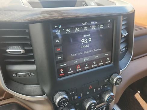 Used 2020 RAM 1500 Laramie AWD/4WD image 15