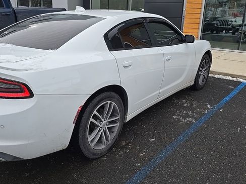 Used 2019 Dodge Charger SXT w/ Cold Weather Package image 4