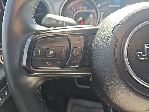 Used 2021 Jeep Gladiator Sport AWD/4WD image 22