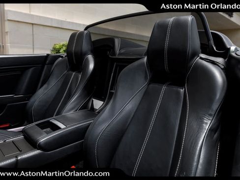 Used 2009 Aston Martin V8 Vantage Roadster RWD image 5
