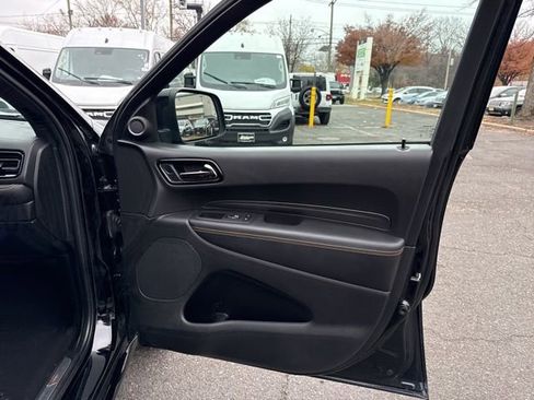 Used 2023 Dodge Durango R/T image 32