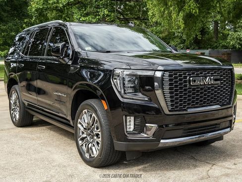 Used 2024 GMC Yukon Denali Ultimate w/ LPO, Floor Liner Package AWD/4WD image 12