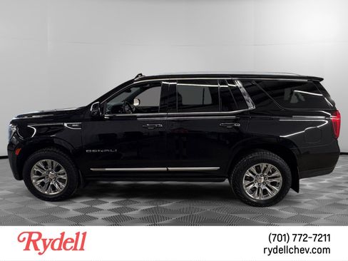 Used 2024 GMC Yukon Denali AWD/4WD image 2