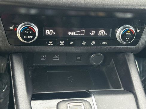 Used 2022 Mitsubishi Outlander SE image 20