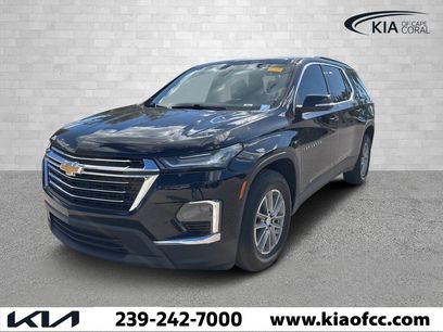 Used 2023 Chevrolet Traverse LT