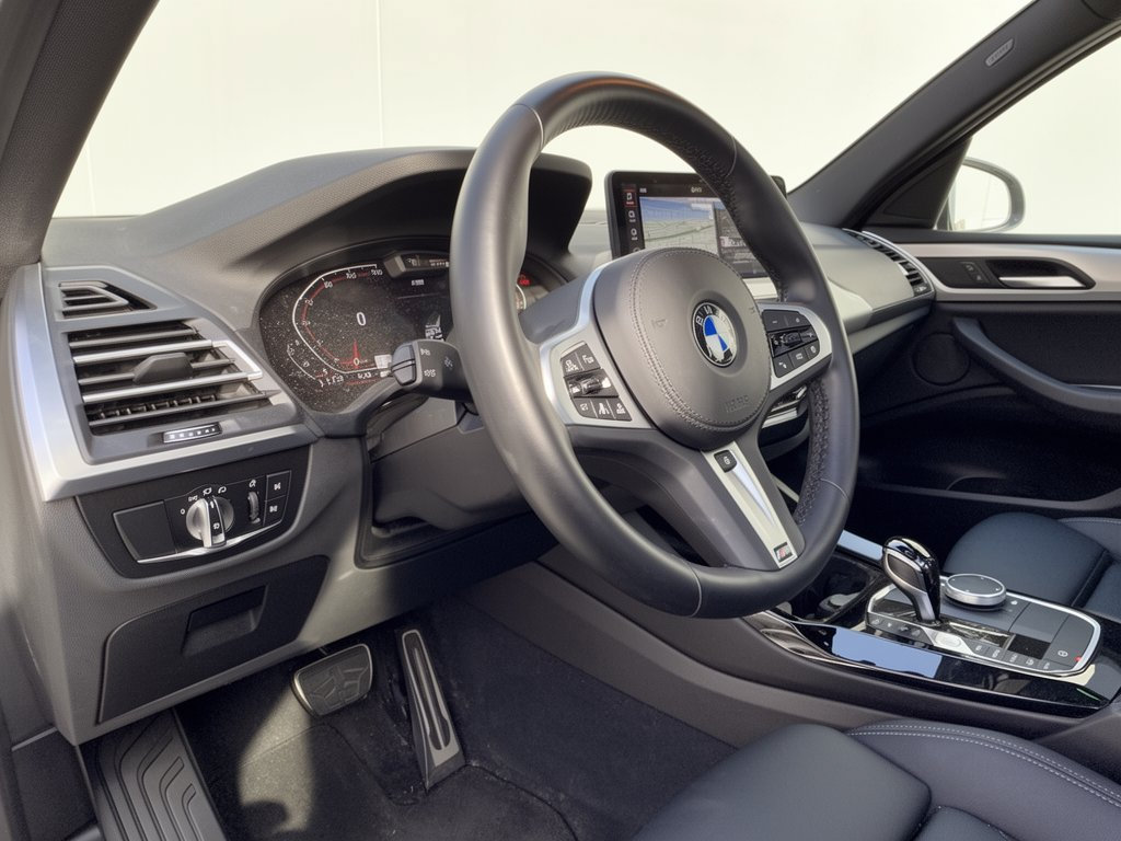 Used 2024 BMW X3 xDrive30i w/ Premium Package AWD/4WD image 4