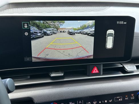 New 2026 Kia Carnival EX FWD image 23